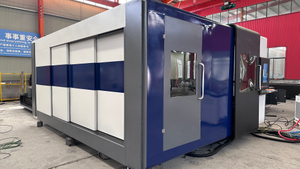 6KW Palate&Tube Enclosed Fiber Laser Cutting Machine with Exchange Working Table 